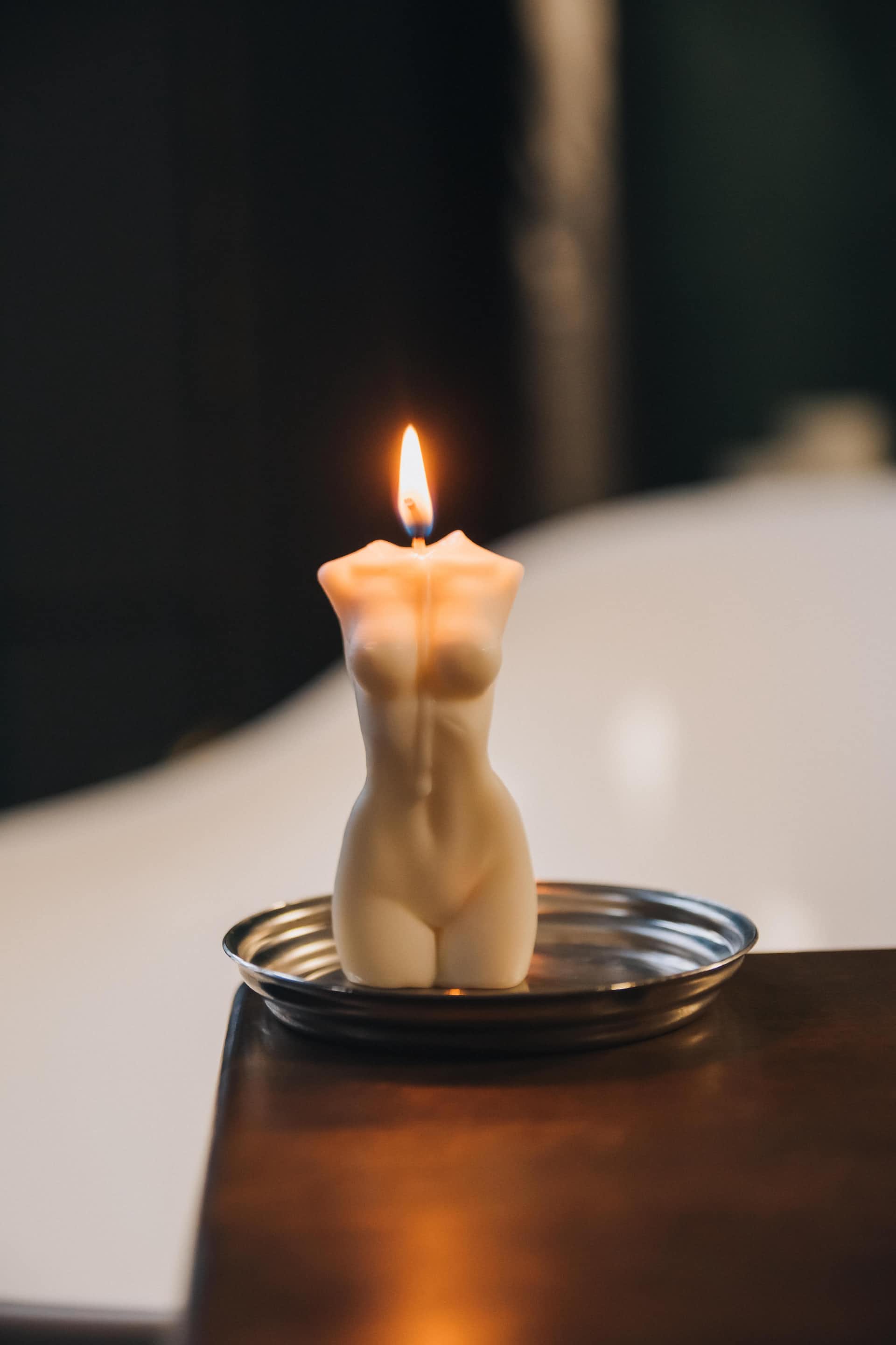 Mandarin,  eucalyptus, incense and myrrh